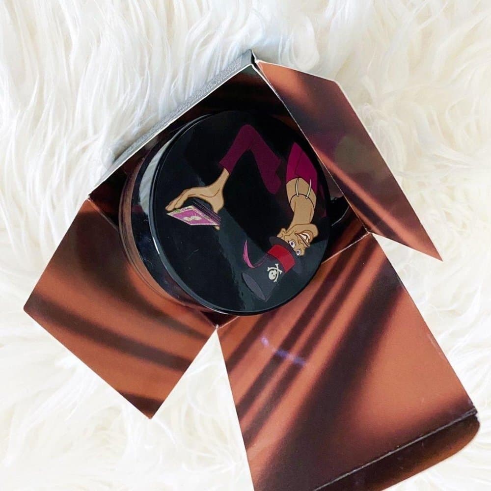 MAC Venomous Villians Cajun Powder Face Makeup Limited Edition - Thumbnail 4