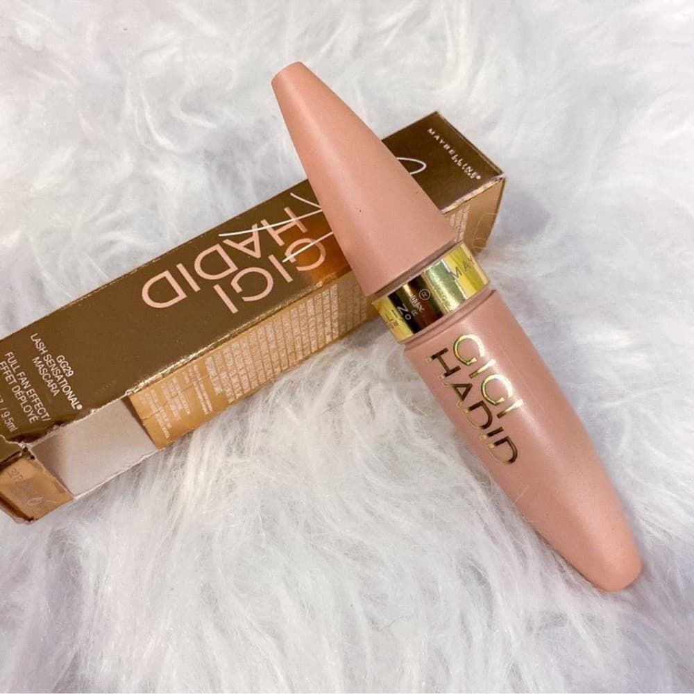 Maybelline × Gigi Hadid Mascara Limited Edition Black - Thumbnail 4