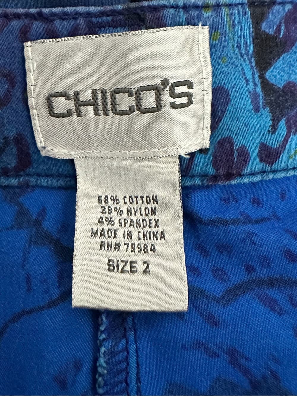 Chico’s Blue Paisley Crop Pants Size 2 (Large) Capri Boho Pants Resortwear - Thumbnail 6
