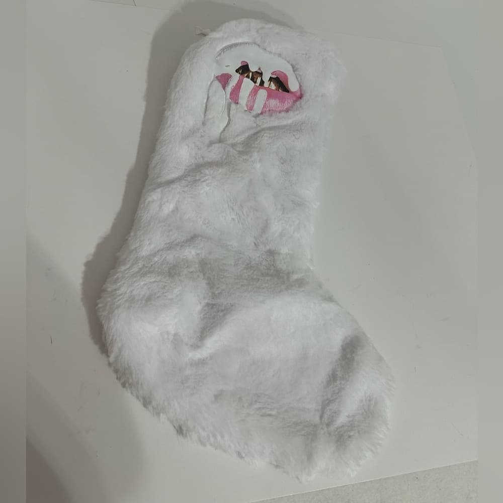 NEW Kylie Cosmetics White Faux Fur Christmas Stocking Pink Lips Limited Edition