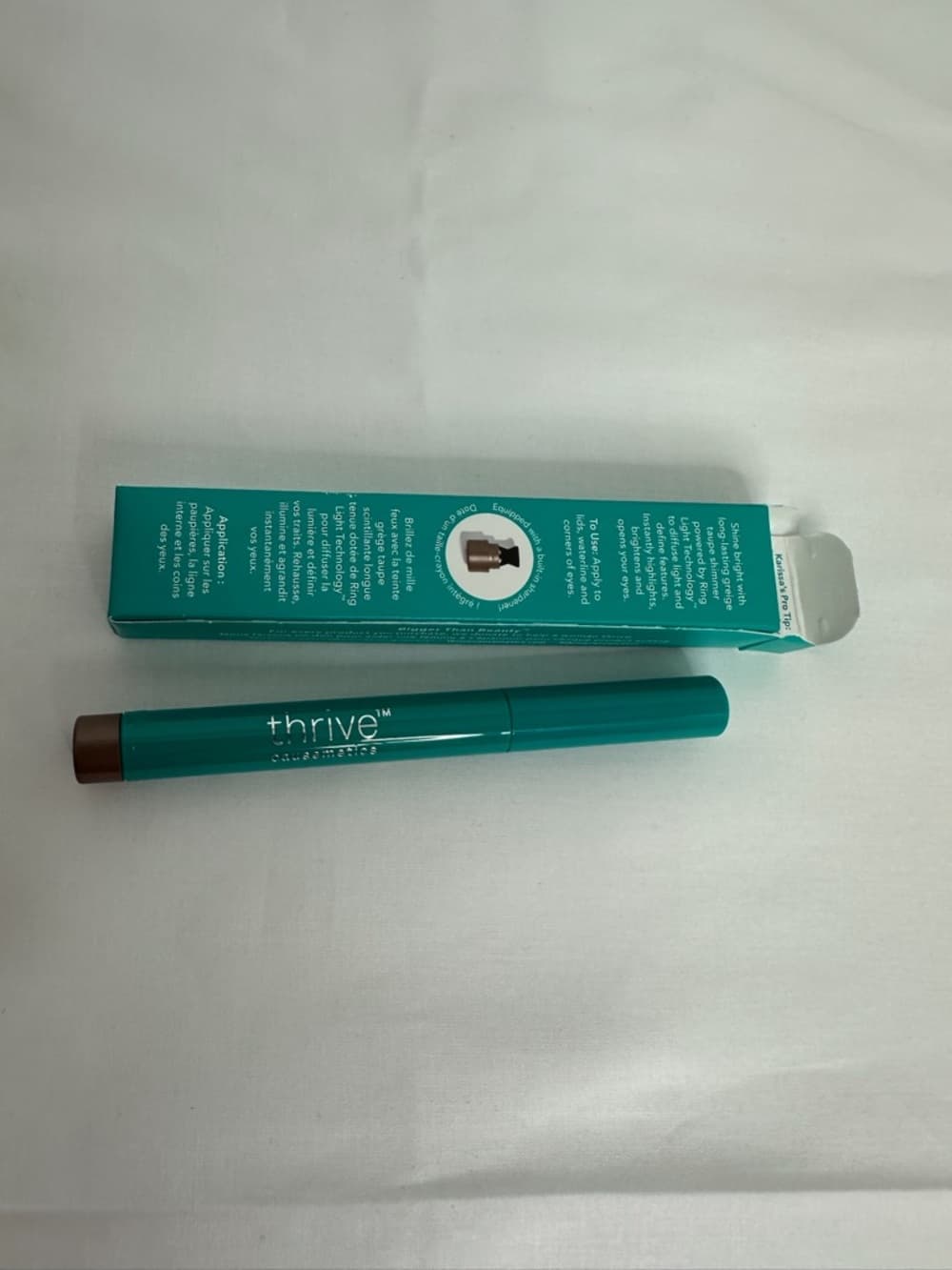 NIB Thrive Causemetics Brilliant Eye Brightener Stick Callie Champagne Shimmer - Thumbnail 5