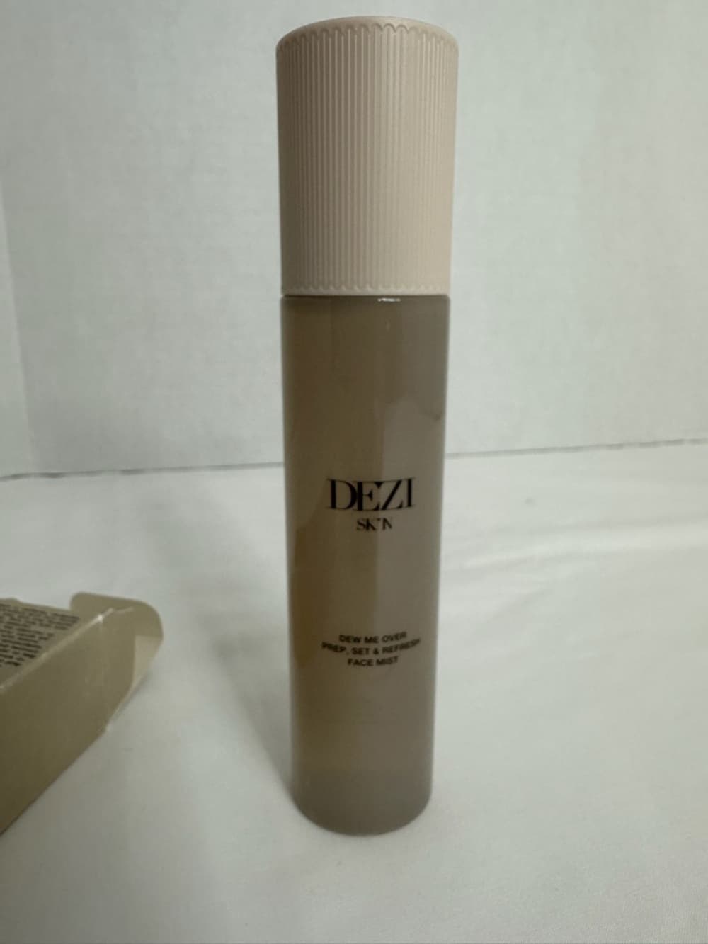 DEZI Skin Dew Me Over Face Mist 120ml Prep Set Refresh Skincare Spray - Thumbnail 3