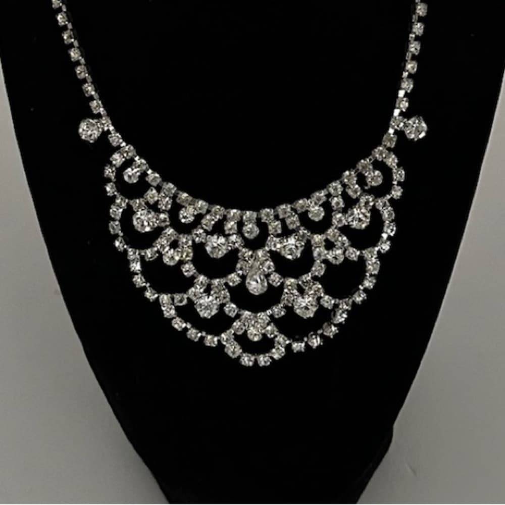 Vintage Silver Rhinestone Chandelier Necklace Old Hollywood Statement Jewelry