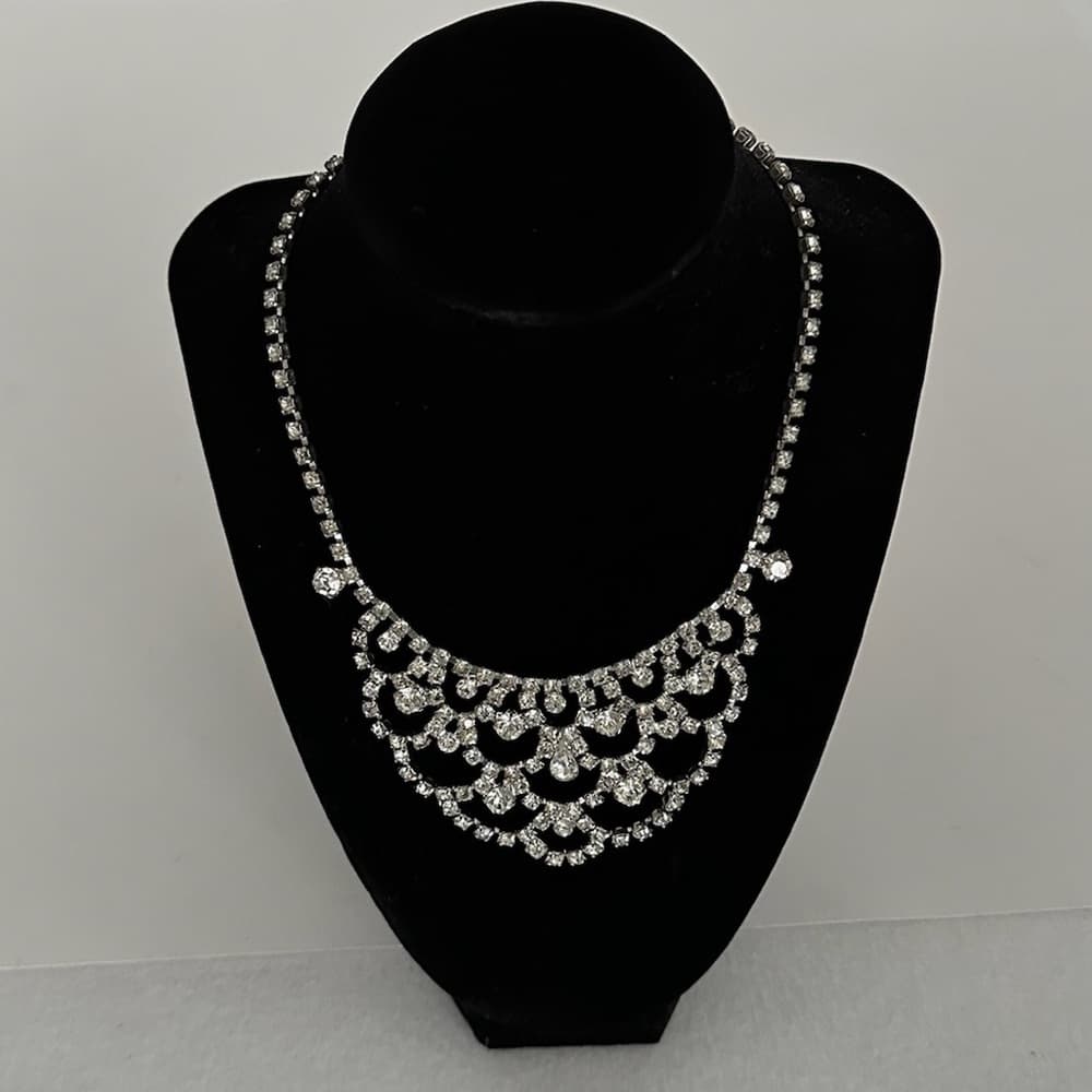 Vintage Silver Rhinestone Chandelier Necklace Old Hollywood Statement Jewelry - Thumbnail 4