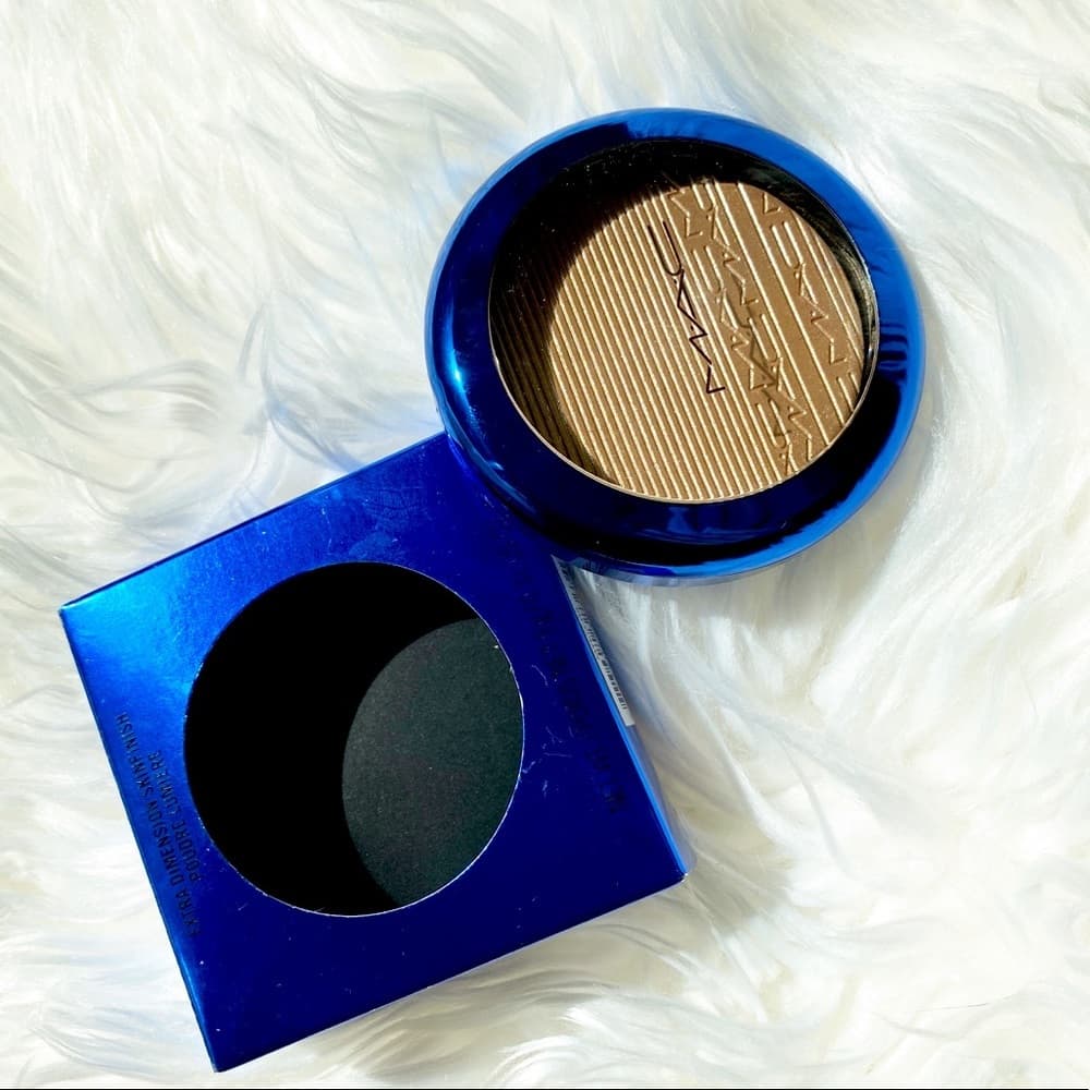 MAC Shaft of Gold Highlighter from Magic of the Night LE Collection