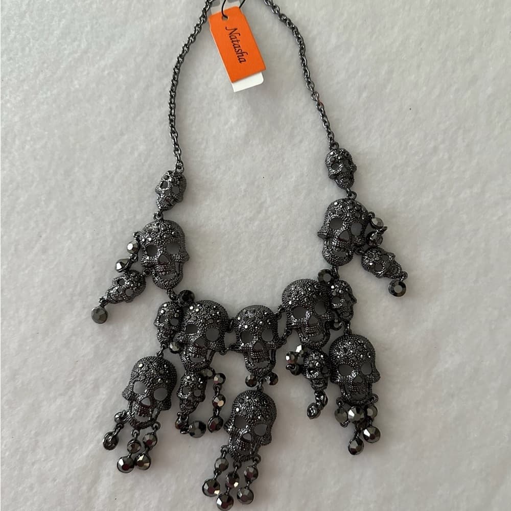 NWT Natasha Multi - Skull Statement Necklace Halloween Goth Punk Emo - Thumbnail 2