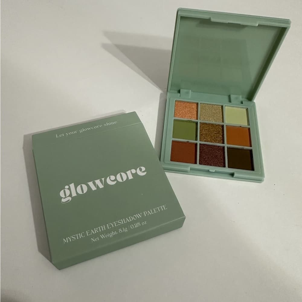 NIB Glowcore Mystic Earth Eyeshadow Palette 9 Pan Matte Shimmer Great Gift idea