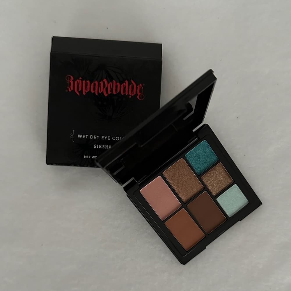 NIB Reina Rebelde Wet Dry Eye Color Eyeshadow Palette in Sirena Full Size - Thumbnail 3