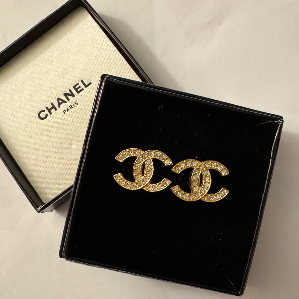 CHANEL Earrings Vintage CC Logo Crystal Clip On 24K Gold Plated Studs with Box - Thumbnail 10