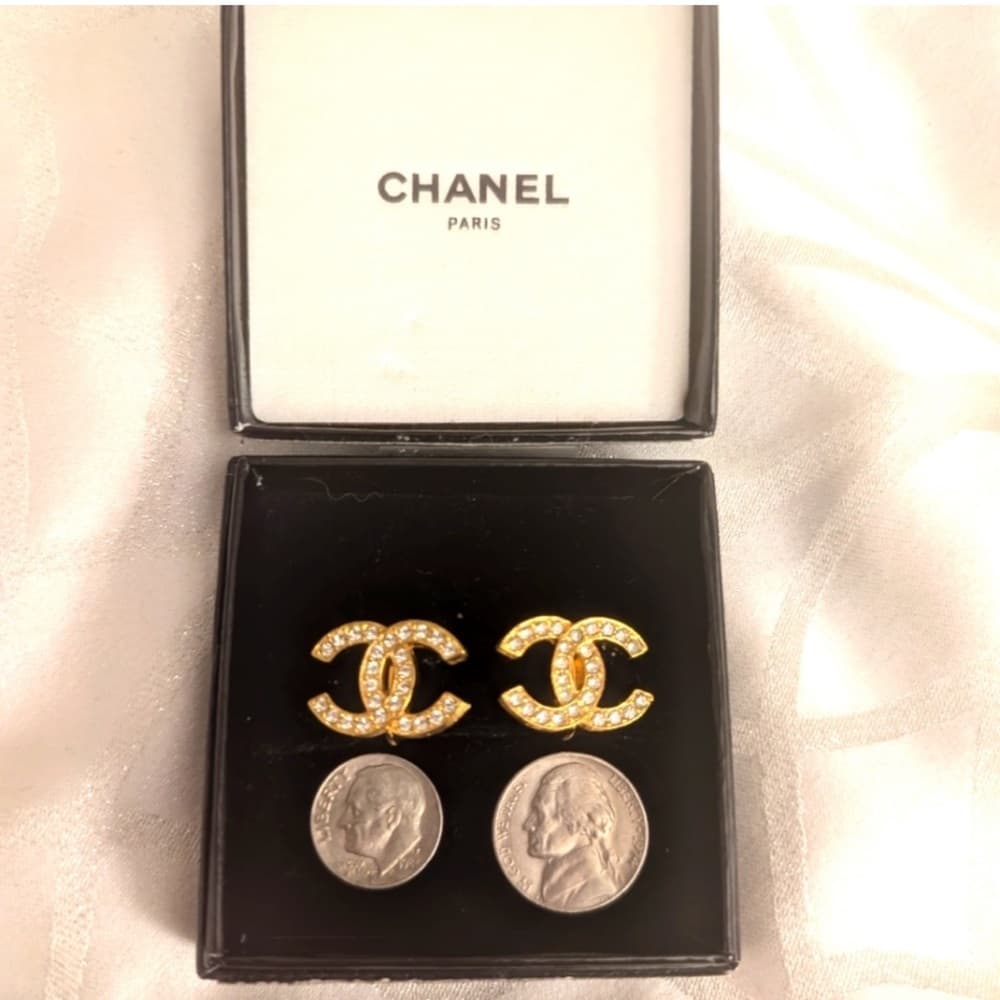 CHANEL Earrings Vintage CC Logo Crystal Clip On 24K Gold Plated Studs with Box - Thumbnail 12