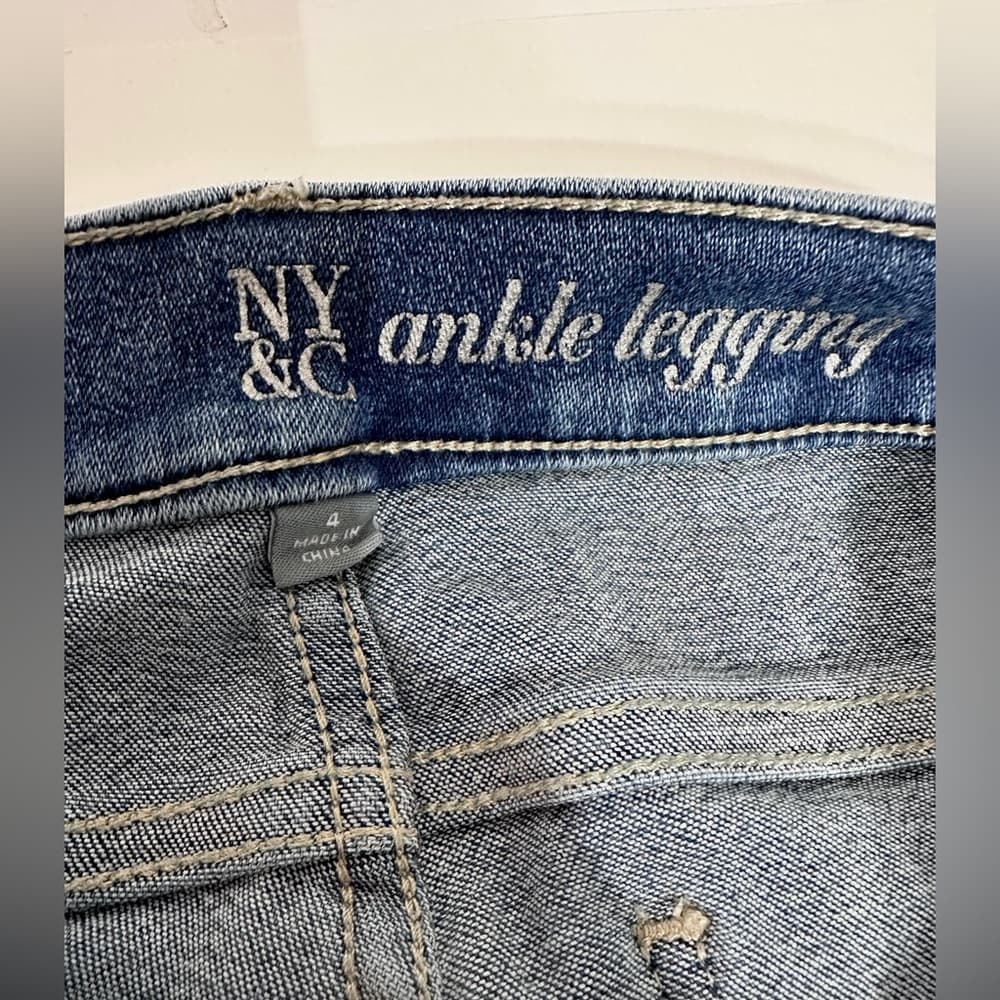 New York & Company Denim Ankle Leggings with Zipper Accent Pockets Size 4 - Thumbnail 13