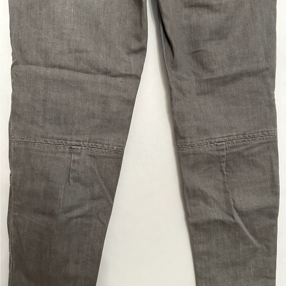 L’AGENCE Skinny Utility Jean Gray with Knee Stitching Sample Model Size 27 Denim - Thumbnail 8