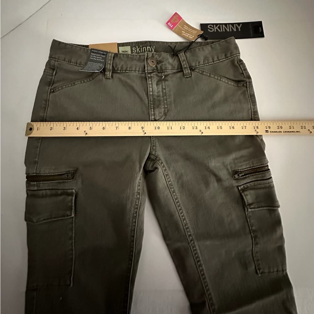 NWT Mossimo Skinny Premium Denim Olive Cargo Jeans Size 8 - Thumbnail 2