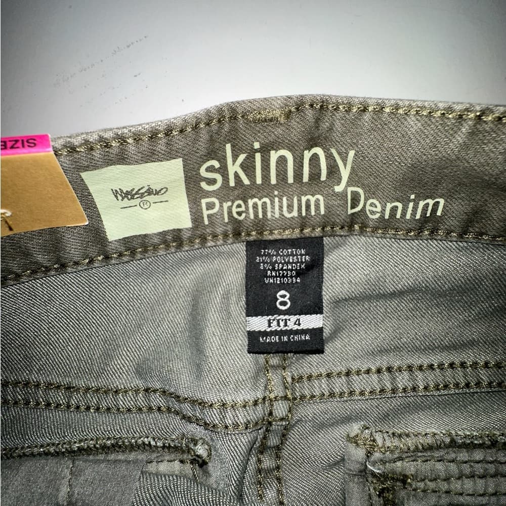 NWT Mossimo Skinny Premium Denim Olive Cargo Jeans Size 8 - Thumbnail 11