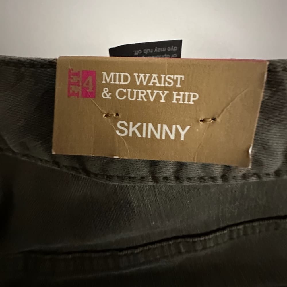 NWT Mossimo Skinny Premium Denim Olive Cargo Jeans Size 8 - Thumbnail 12