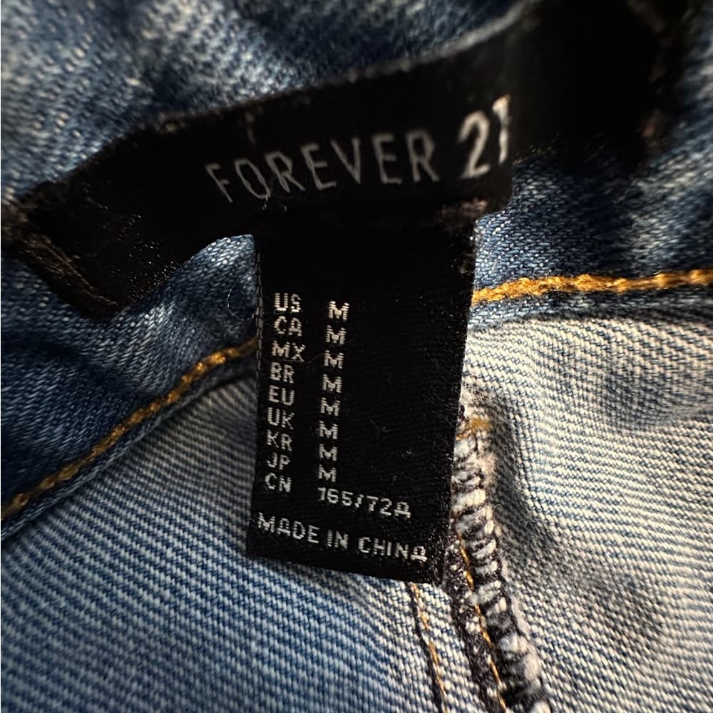 Forever 21 Ripped Distressed Paint Splatter Boyfriend Cropped Jeans Y2K Medium - Thumbnail 4
