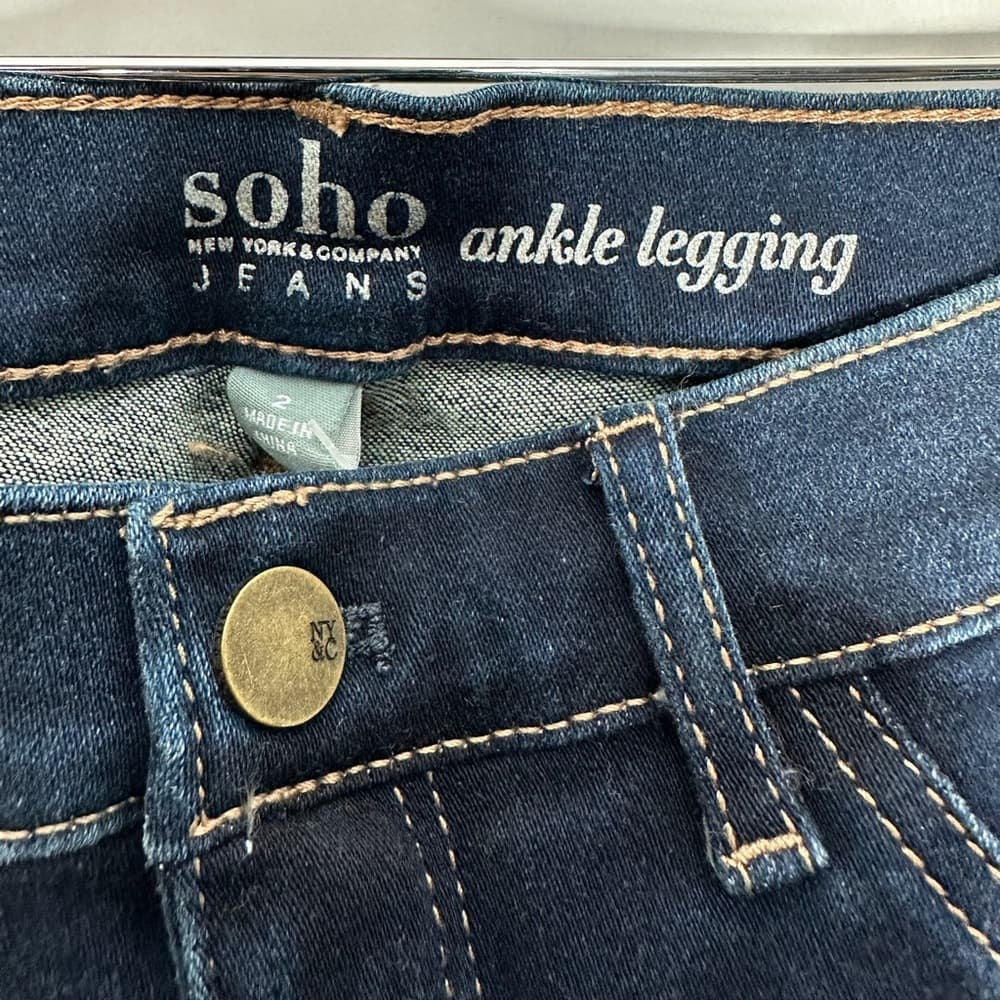 NWT New York & Company NY&Co SoHo Ankle Legging Jeans Distressed Dark Wash Sz 2 - Thumbnail 2