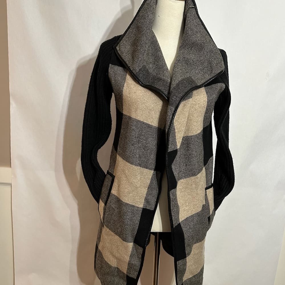Love Token Buffalo Plaid Drape Open Front Cardigan-Style Jacket Size XS NO BELT - Thumbnail 2