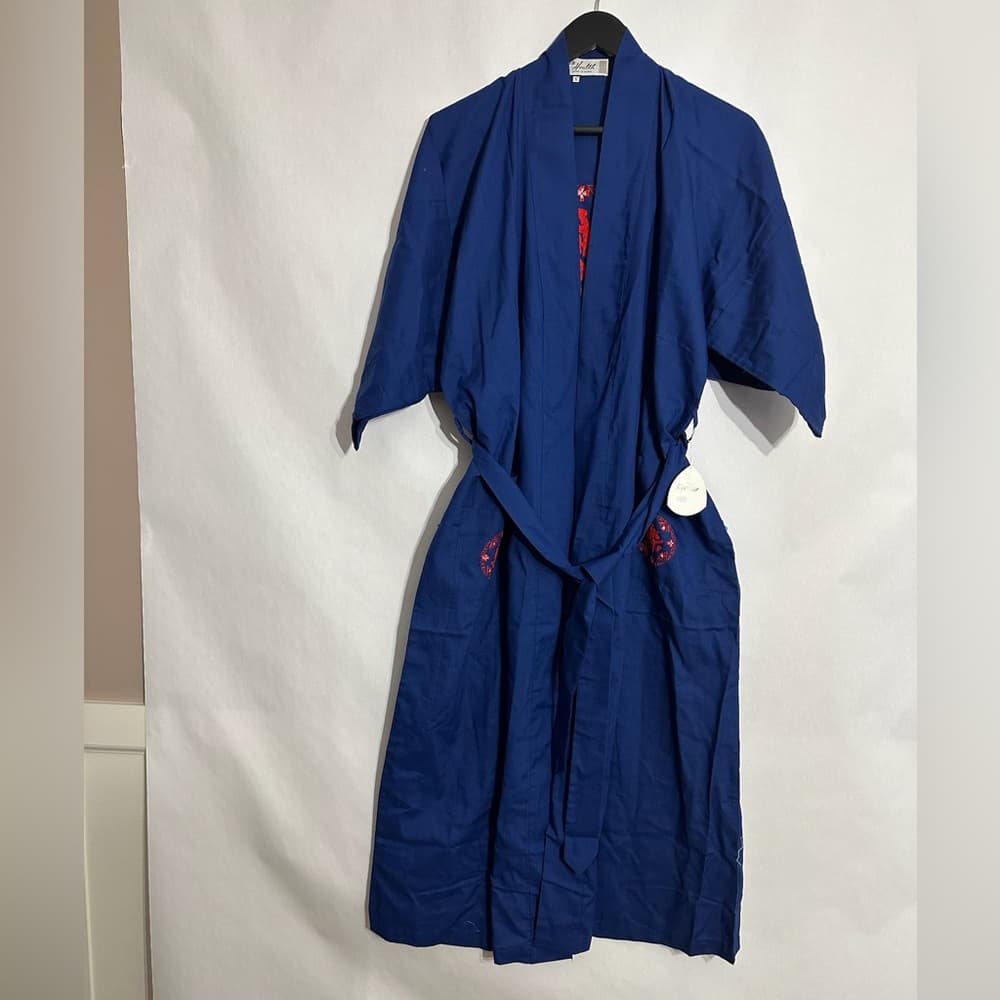 NWT Health Blue Kimono Robe with Red Embroidered Back Symbol Size Small