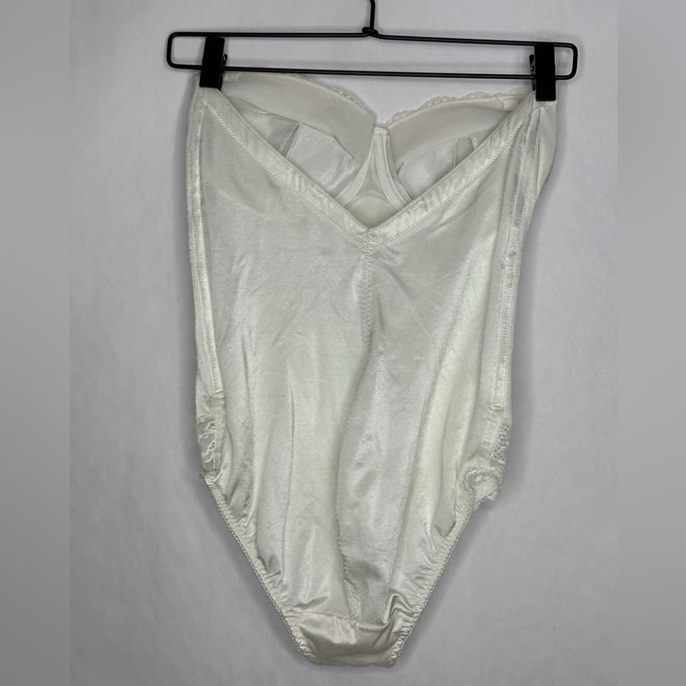 Flexees by Maidenform Strapless Lace Bodysuit 38D Vintage Bridal Pinup Boudoir