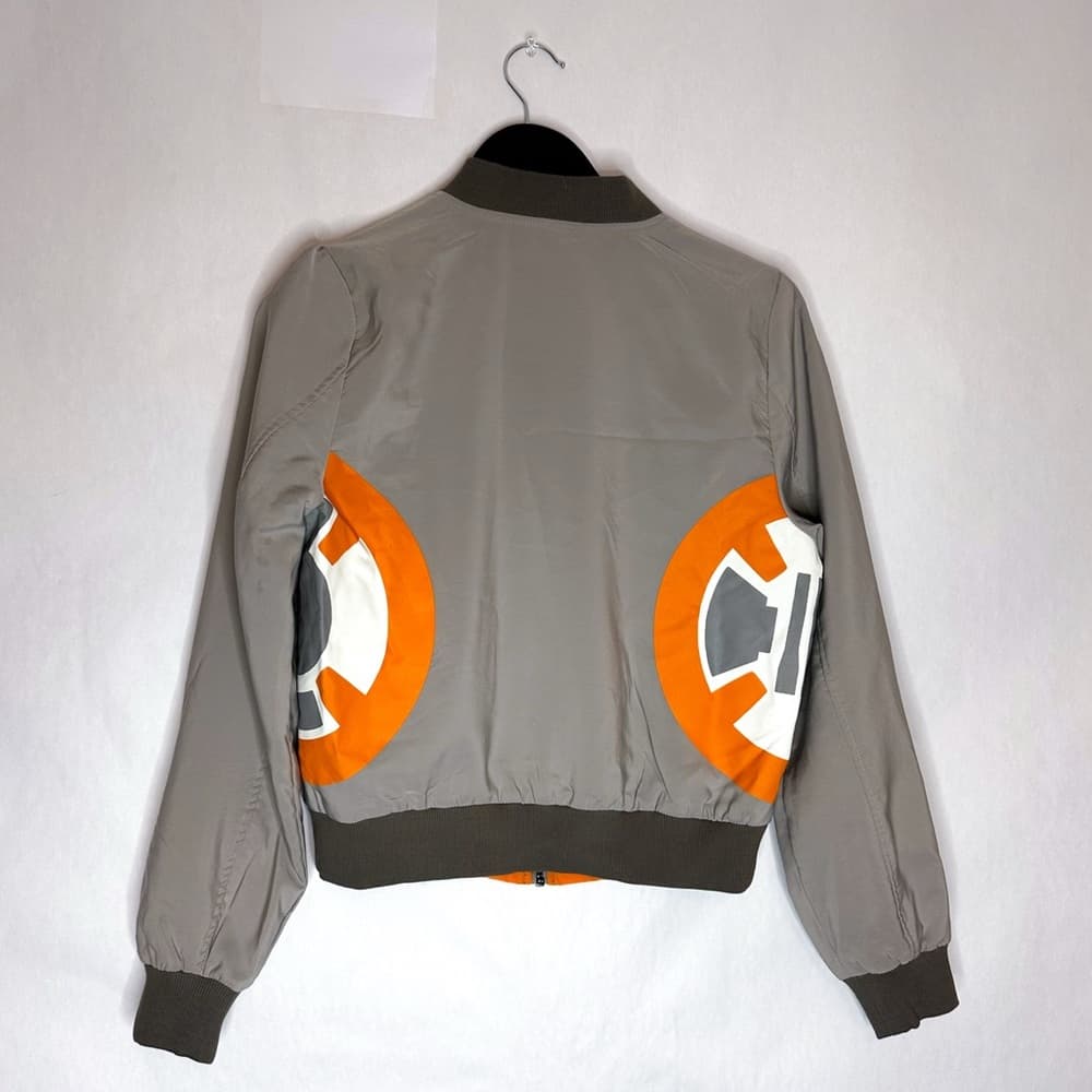 NWT Star Wars Her Universe BB-8 Bomber Jacket Grey Size Medium (Juniors) - Thumbnail 9