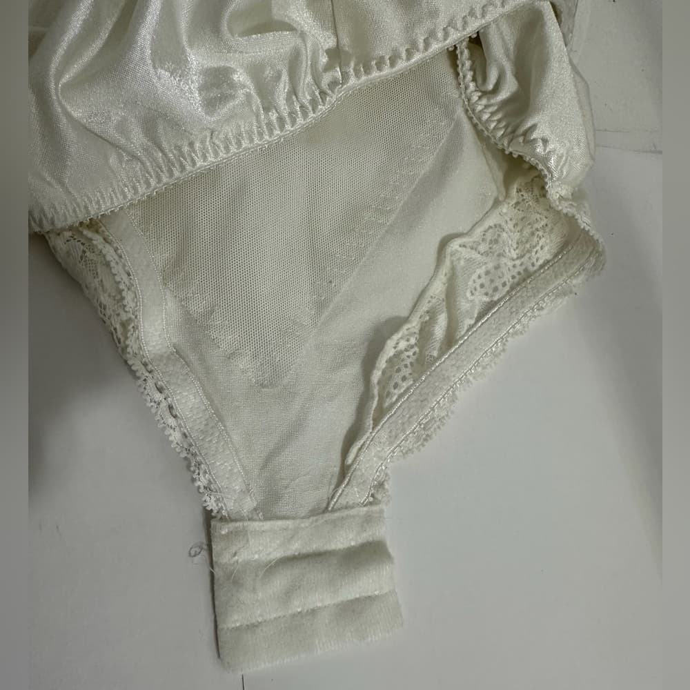Flexees by Maidenform Strapless Lace Bodysuit 38D Vintage Bridal Pinup Boudoir - Thumbnail 3