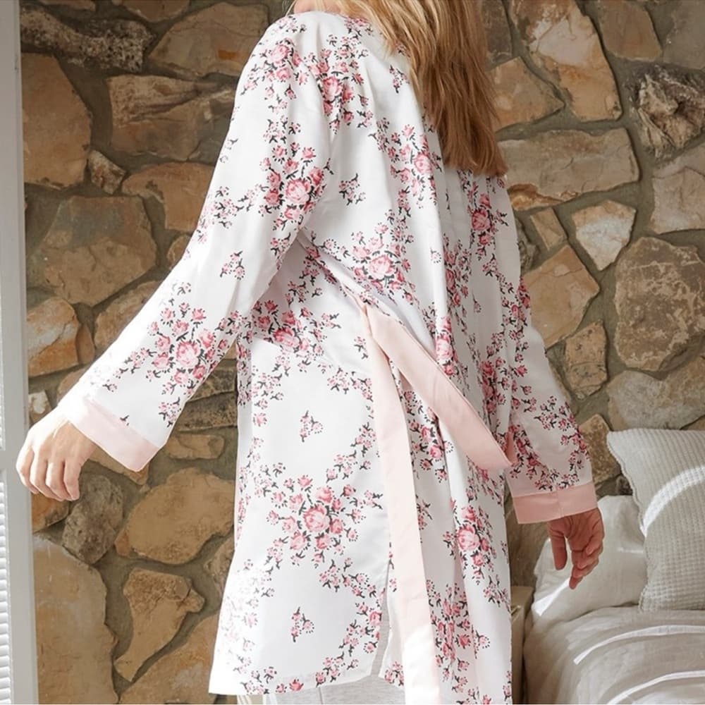 Morgan Lane x FabFitFun Blush Pink Satin Floral Robe Kimono Style Size S/M - Thumbnail 3