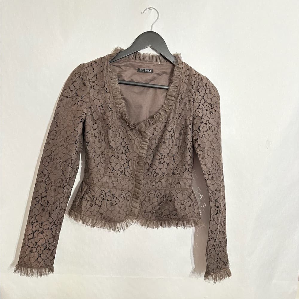 Tahari Lace Jacket Fringe Trim Ruffle Romantic Feminine Style Size 2 Business - Thumbnail 4