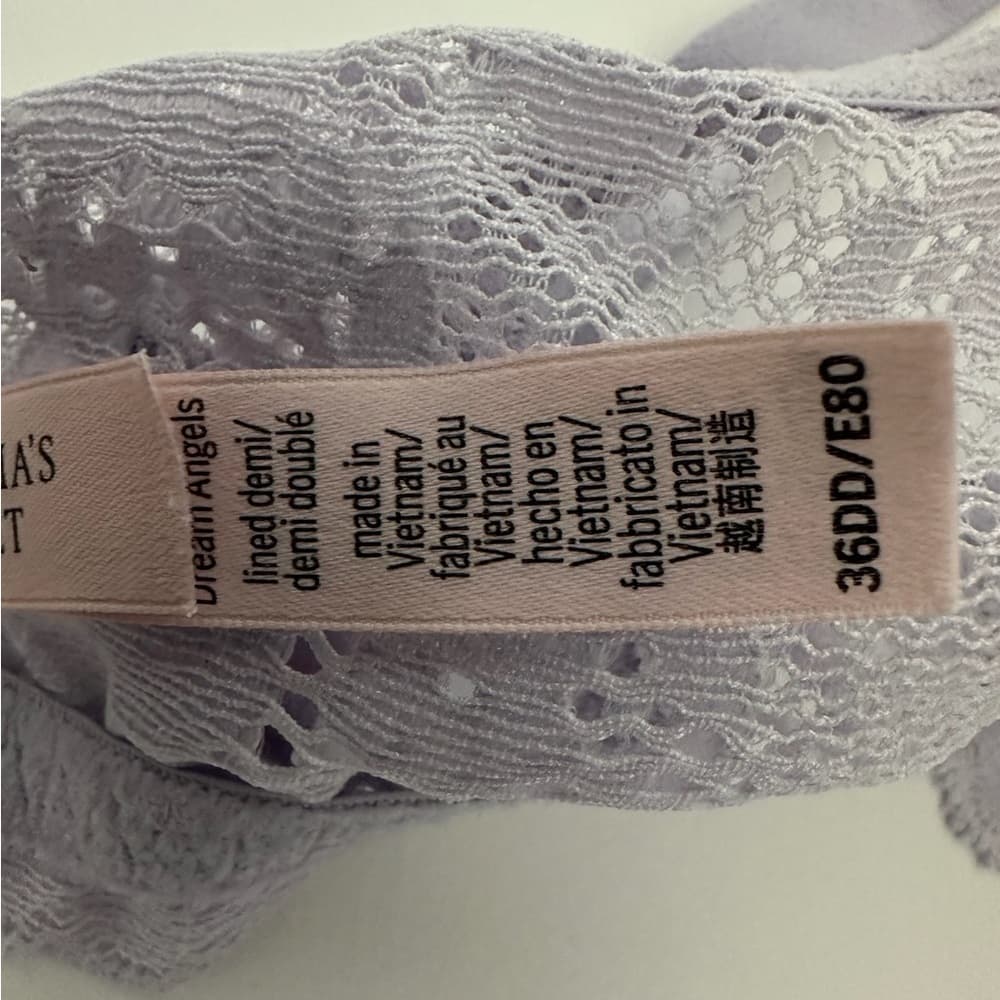 Victoria’s Secret Twinkle Lace Lightly Lined Demi Bra Rhinestone Strap Size 36DD - Thumbnail 9