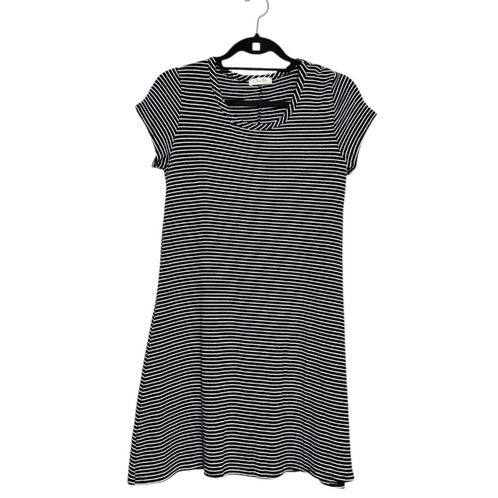 Olivia Rae Black and White Stripe Casual Minimalist T-Shirt Dress Size Medium - Thumbnail 7
