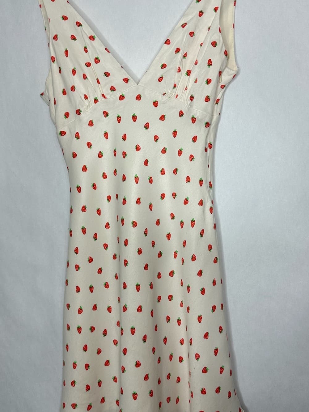 Zara Strawberry Print Mini Dress Cream Red Cottagecore Slip Dress XS Blogger Fav - Thumbnail 2