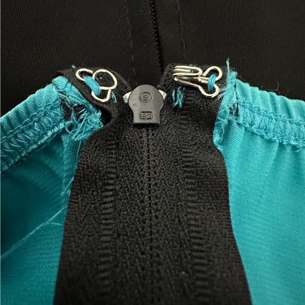 Trixxi Black & Teal Beaded Cocktail Party Halter Neck Dress Y2K Size 9 Juniors - Thumbnail 4