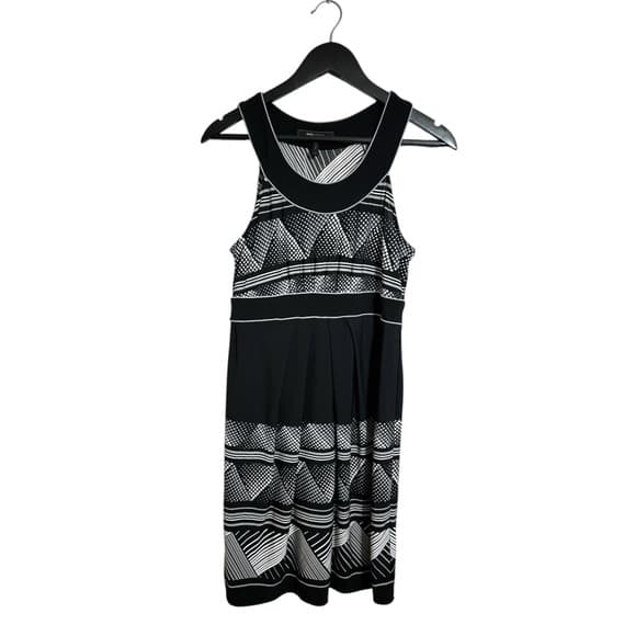 BCBGMaxAzria Black And White Geometric Print Sleeveless Dress Size Small - Thumbnail 9