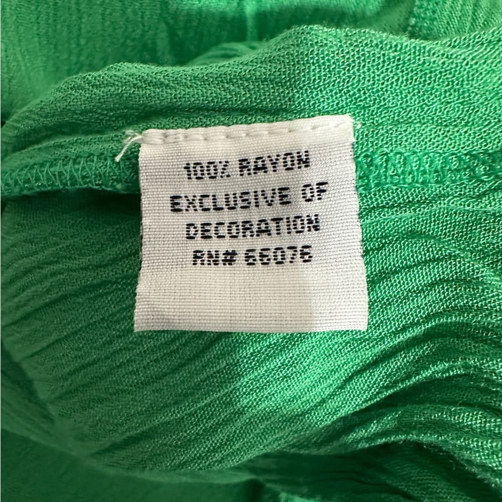 Boutique Green Dress Deep V Tie Waist Flowy One Size Swim Coverup Resortwear - Thumbnail 4