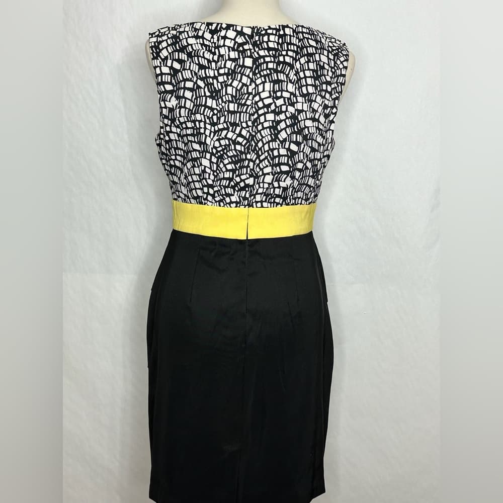 Dress Barn Black White Abstract Print Sleeveless Dress Yellow Waistband Size 8 - Thumbnail 3
