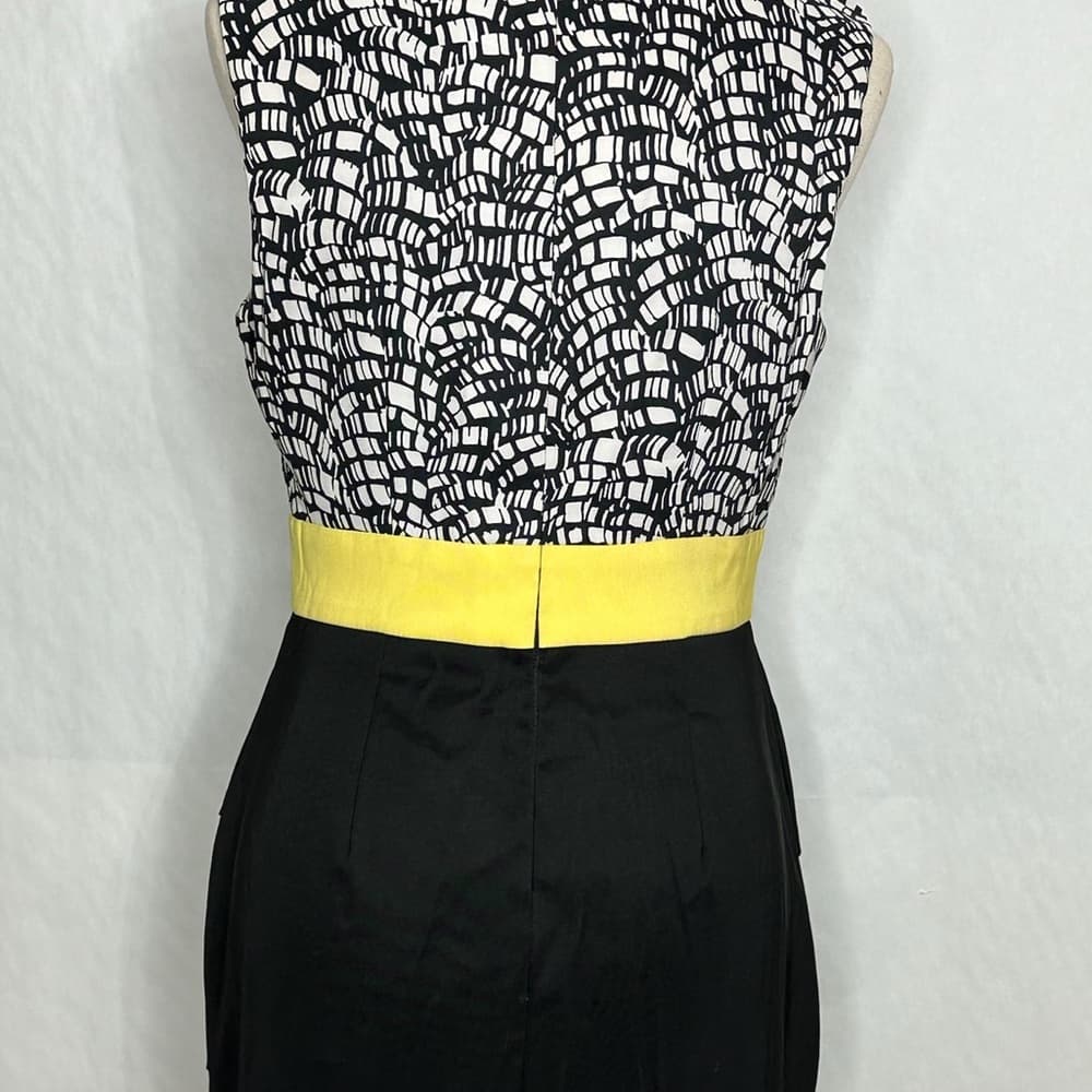 Dress Barn Black White Abstract Print Sleeveless Dress Yellow Waistband Size 8 - Thumbnail 4
