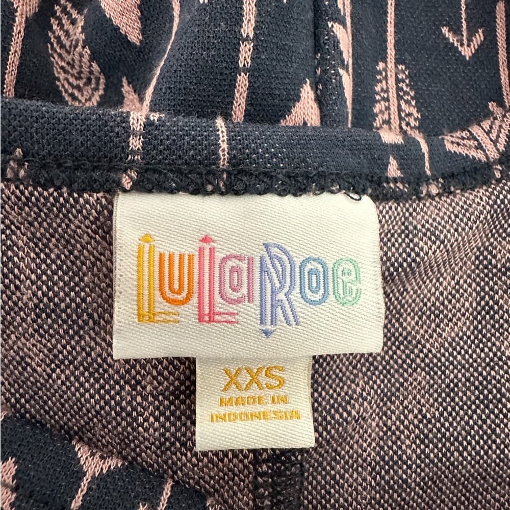 LuLaRoe Carly Arrow Print Short Sleeve Dress Size XXS - Thumbnail 4