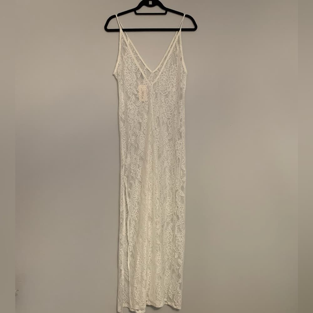 Forever 21 Floral Lace Slip See Through Dress Perfect for Layering Medium NEW - Thumbnail 2