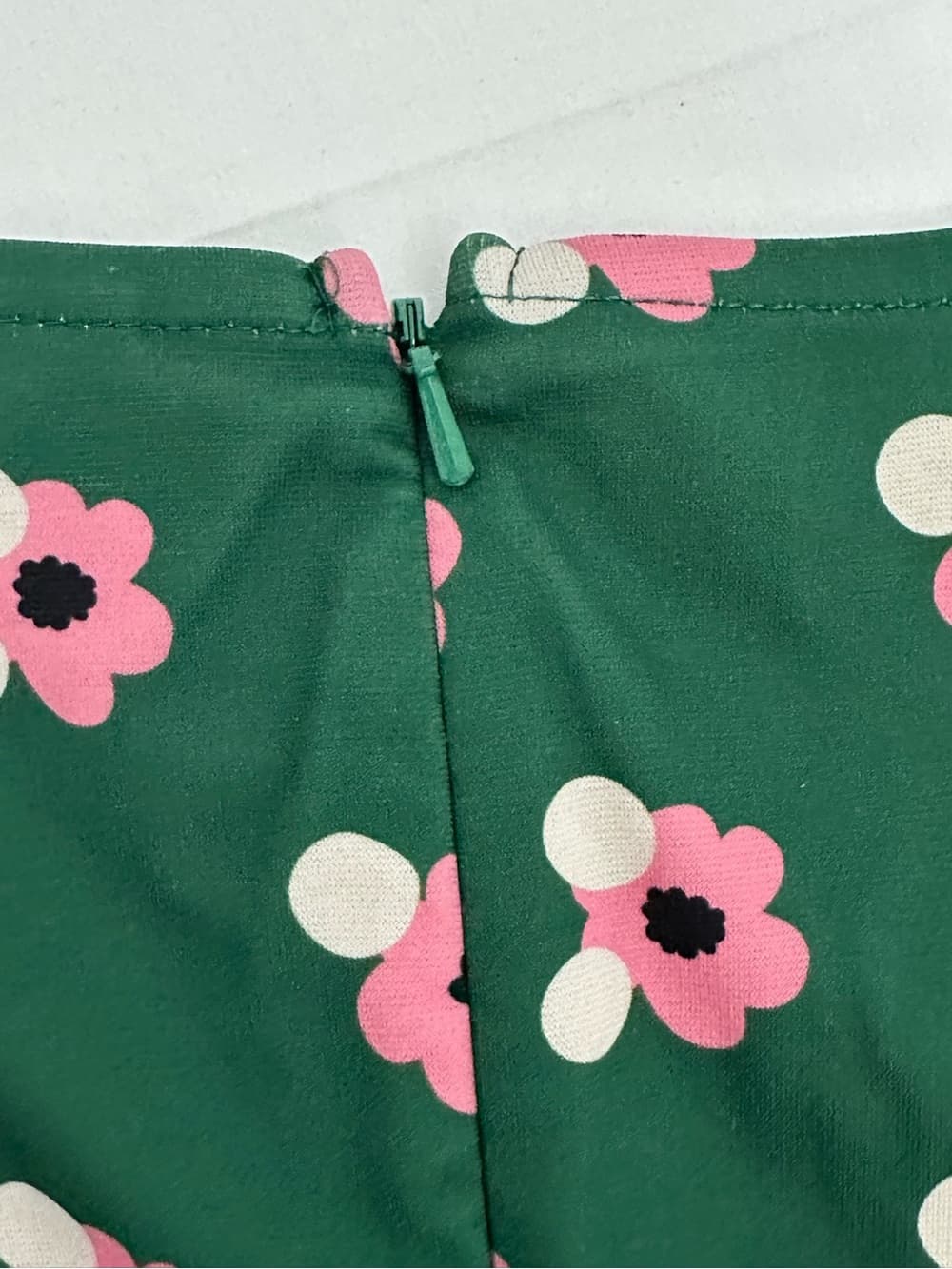 Unique Vintage Green Floral Fit & Flare Dress Pink Flower XS Cottagecore Whimsy - Thumbnail 3