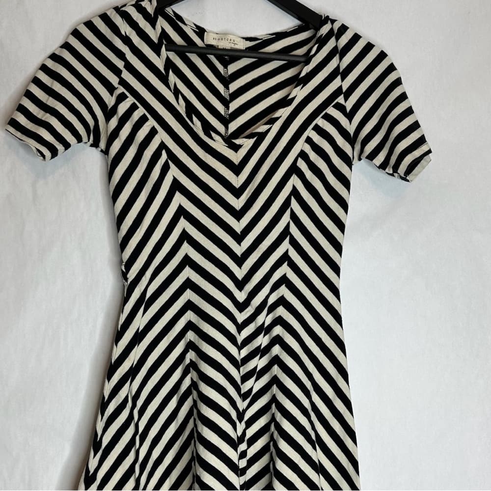 Monteau Los Angeles Stripe Chevron Short Sleeve Flare Mini Dress Size Medium - Thumbnail 7