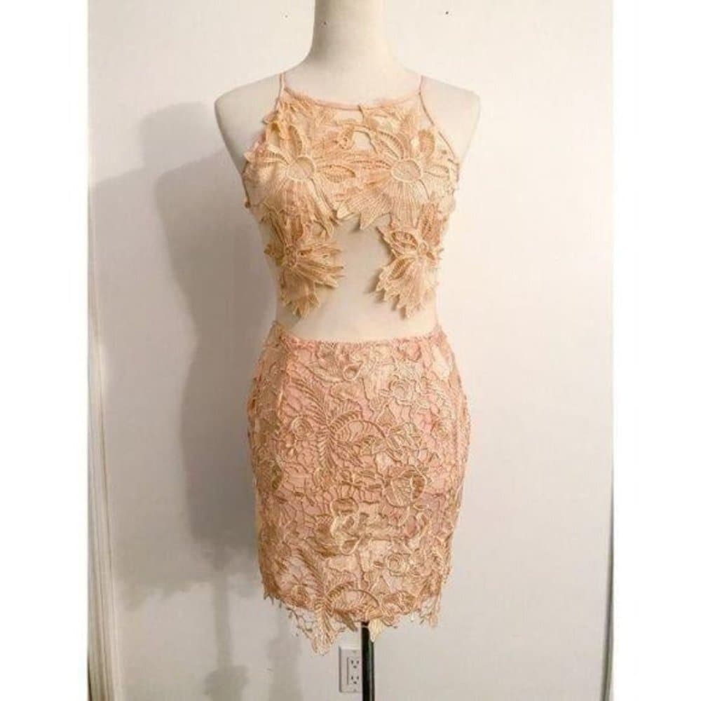 Strategic Illusion Dress Cream Lace Appliqué Sexy Club Party Night Out Mini Med - Thumbnail 2