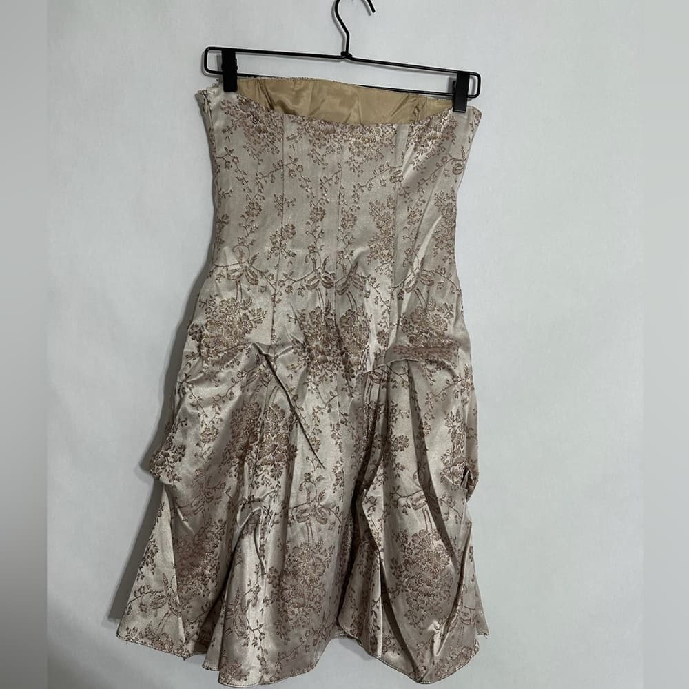 Zum Zum by Niki Livas Strapless Brocade Party Dress Champagne Y2K Size 1 Juniors - Thumbnail 2