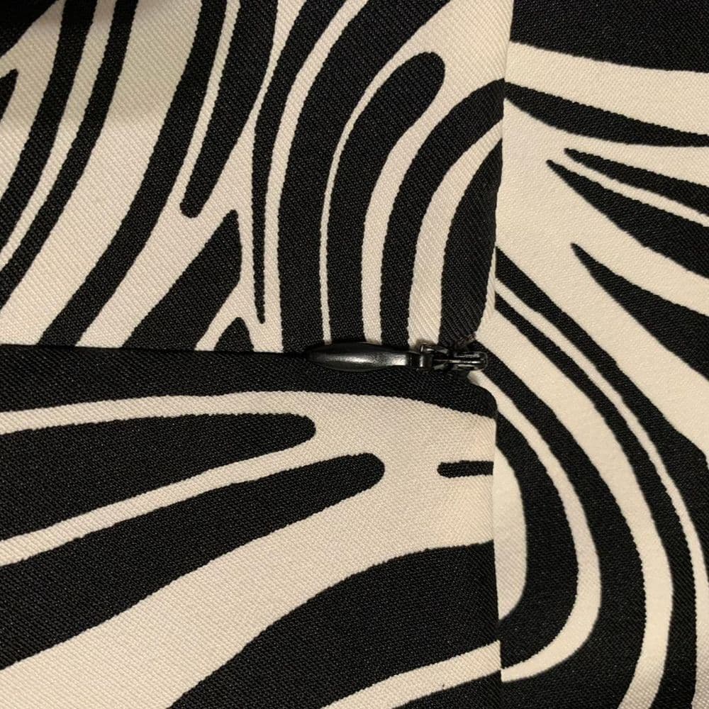 AGB Women's Sheath Dress Size 12 Black White Swirl Print Retro/Vintage-Looking - Thumbnail 3