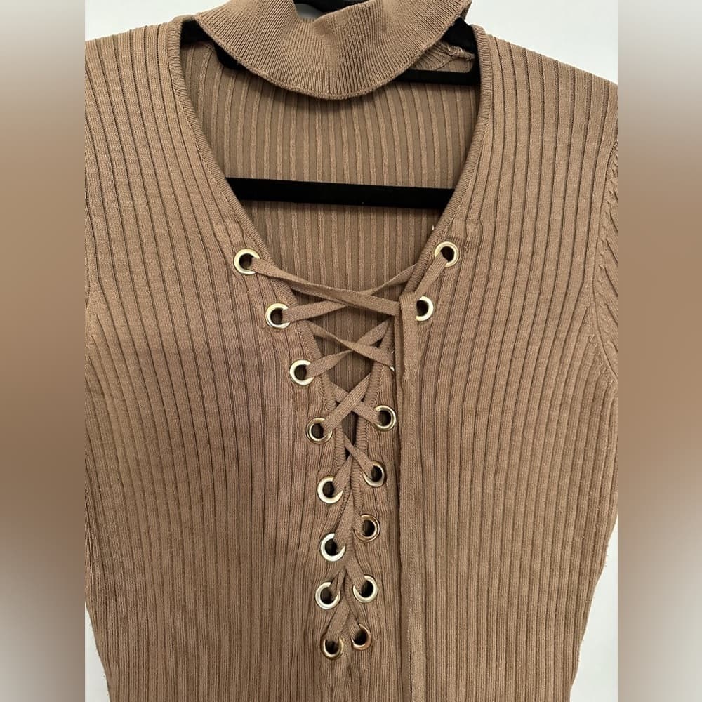 AKIRA Ribbed Lace-up Bodycon Dress Collar Long Sleeved Neutral Stretch Large - Thumbnail 3