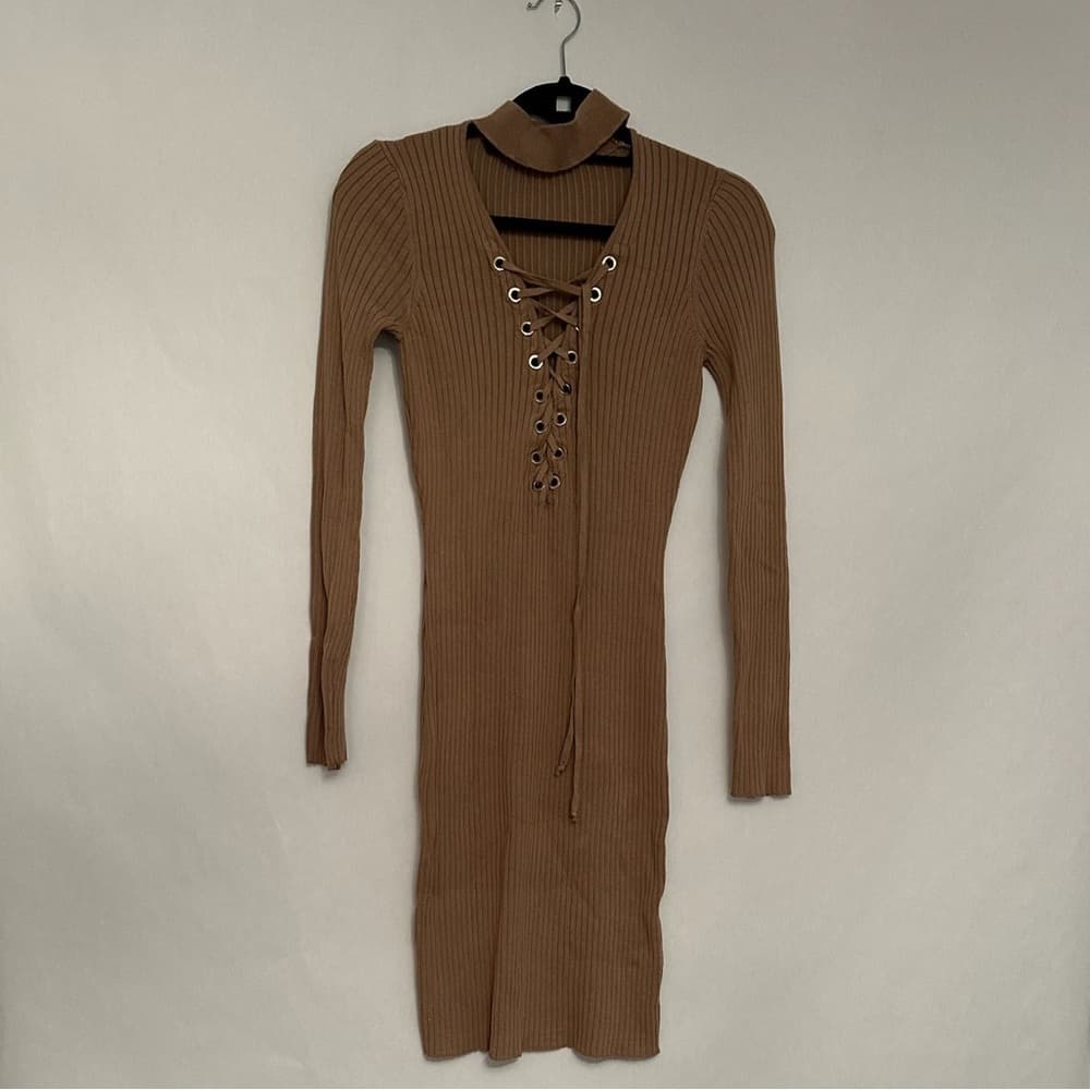 AKIRA Ribbed Lace-up Bodycon Dress Collar Long Sleeved Neutral Stretch Large - Thumbnail 2