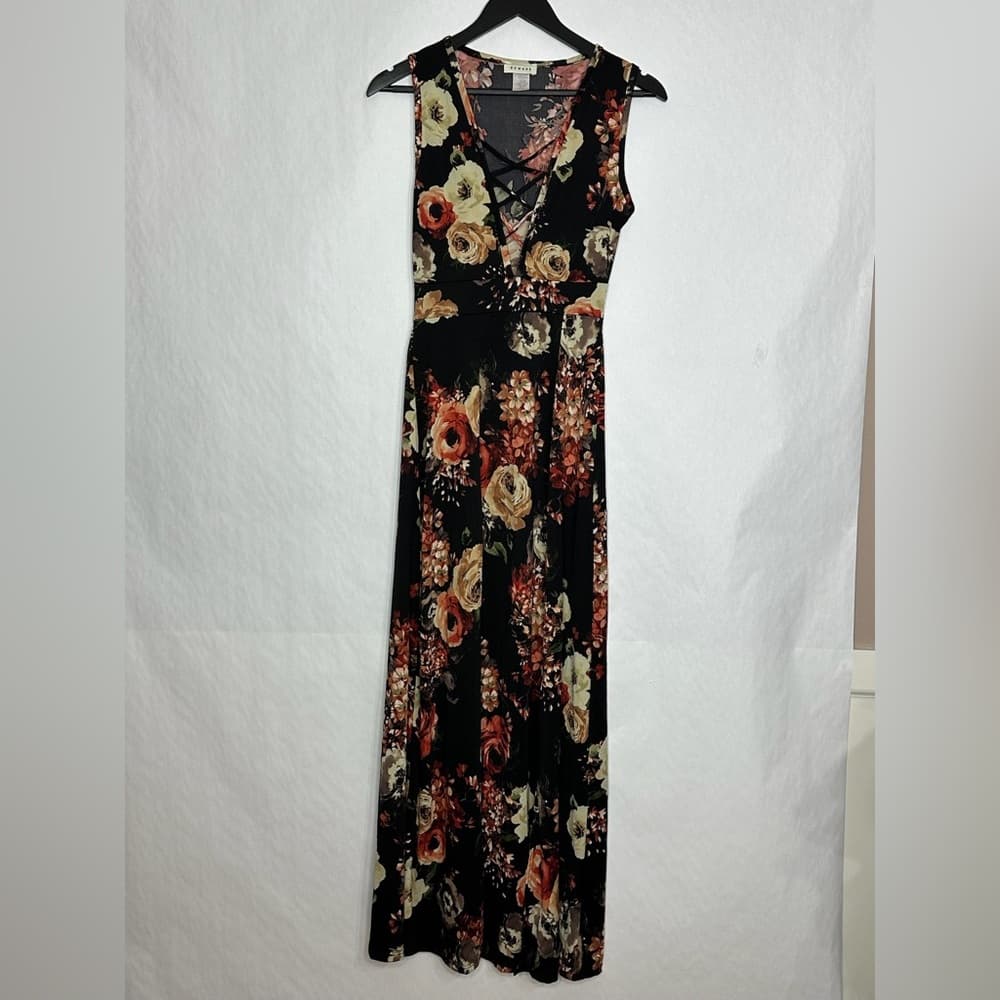 Beware Black Dark Floral Sleeveless Maxi Dress Size Medium Crisscross Front - Thumbnail 5
