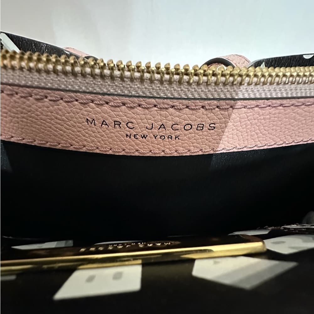Marc Jacobs Repeat Leather Tote Bag in Blush Pink with Logo Lining - Thumbnail 10