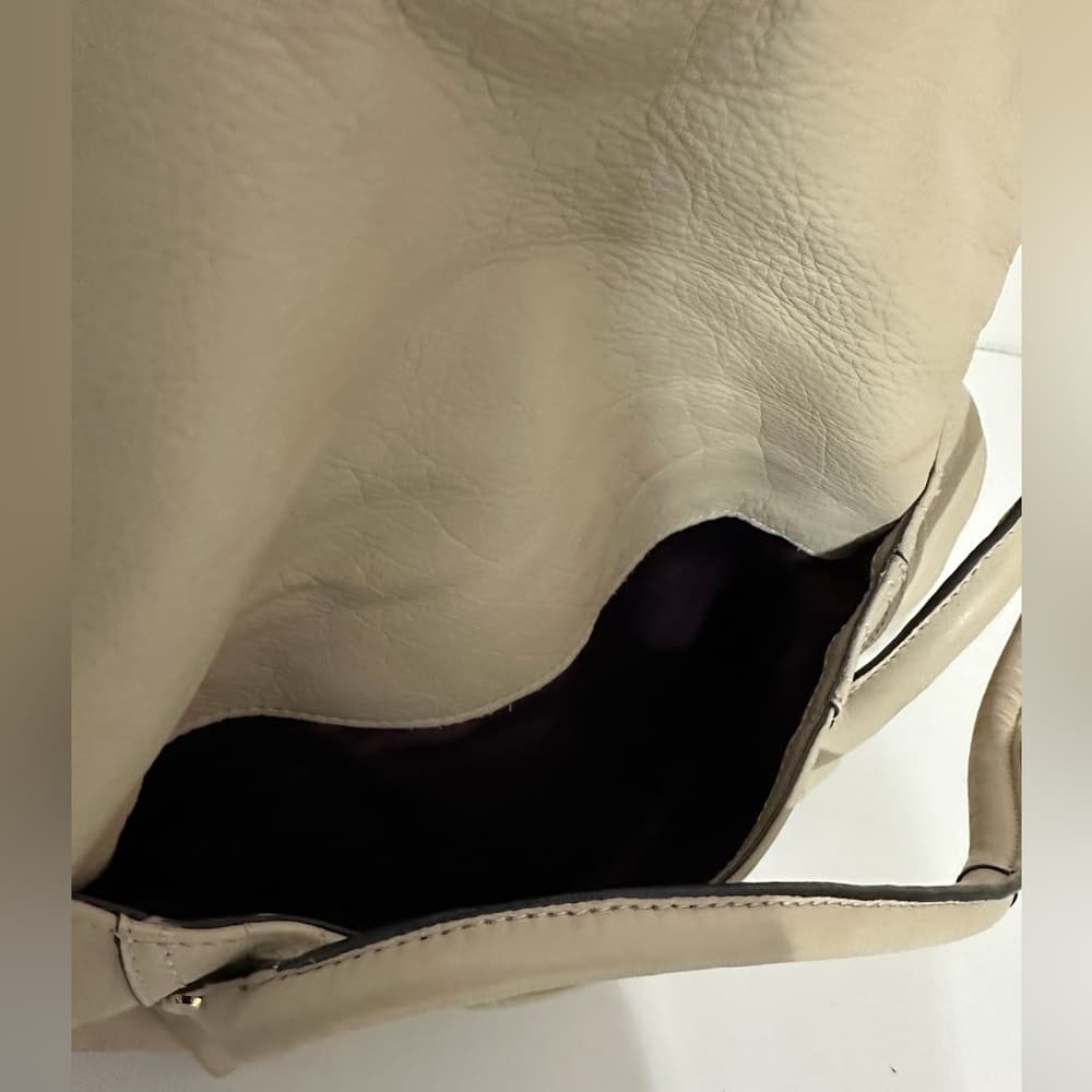 B. Makowsky Oversized Cream Leather Tote Bag Gold Hardware Large Shoulder Purse - Thumbnail 13