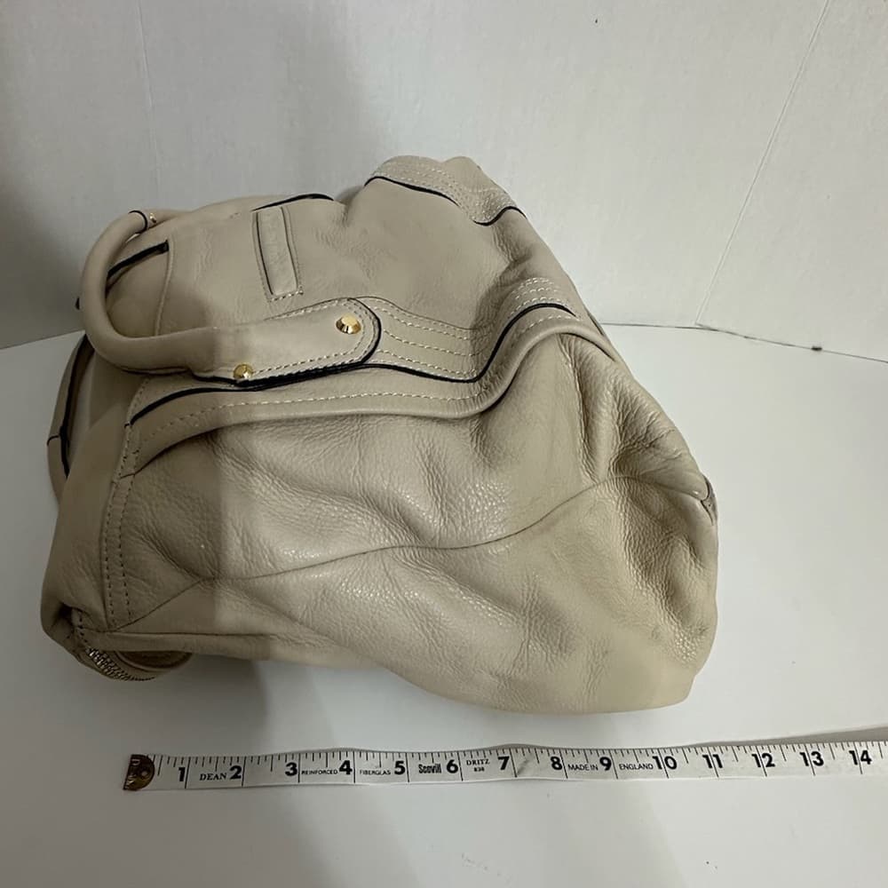 B. Makowsky Oversized Cream Leather Tote Bag Gold Hardware Large Shoulder Purse - Thumbnail 5