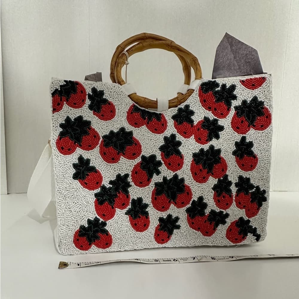 NWT Sol + Mer Strawberry Beaded Viral Purse Handbag Bamboo Handles White Strap - Thumbnail 6